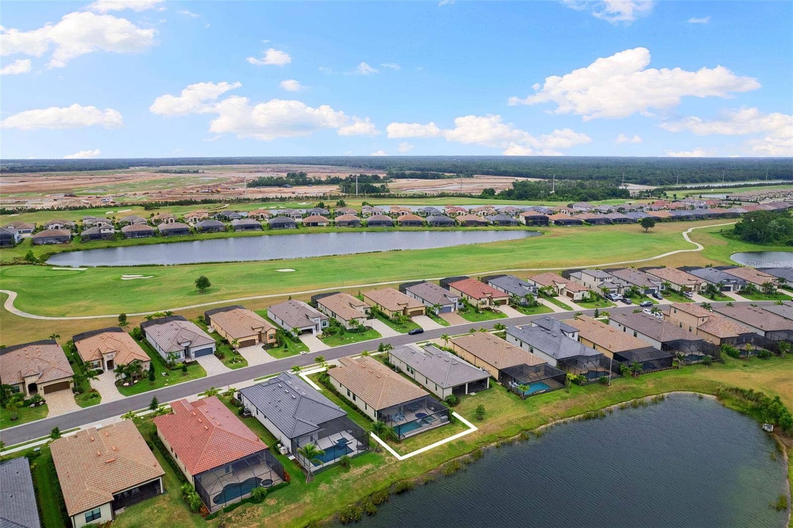 5646 CHEECH GLEN, Bradenton, FL 34211 5646 CHEECH GLEN, Bradenton, FL 34211