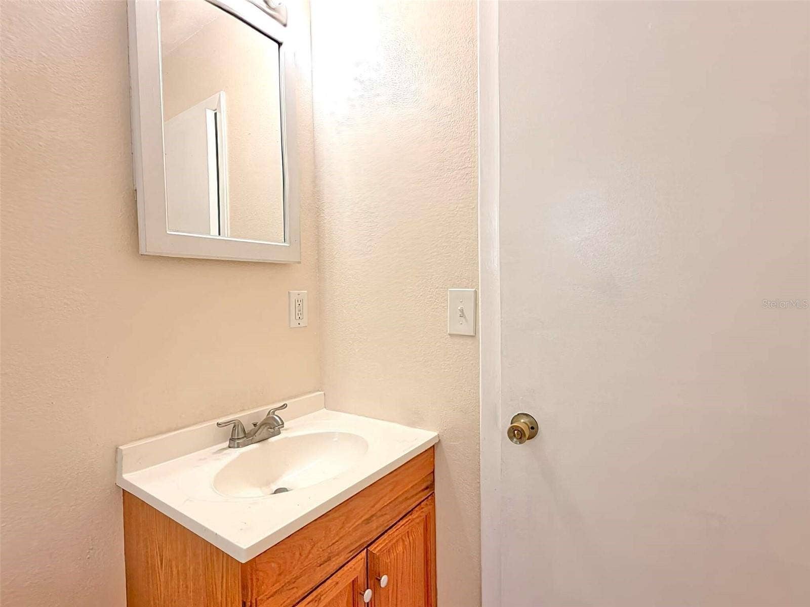 16810 BACHMANN AVENUE, Hudson, FL 34667