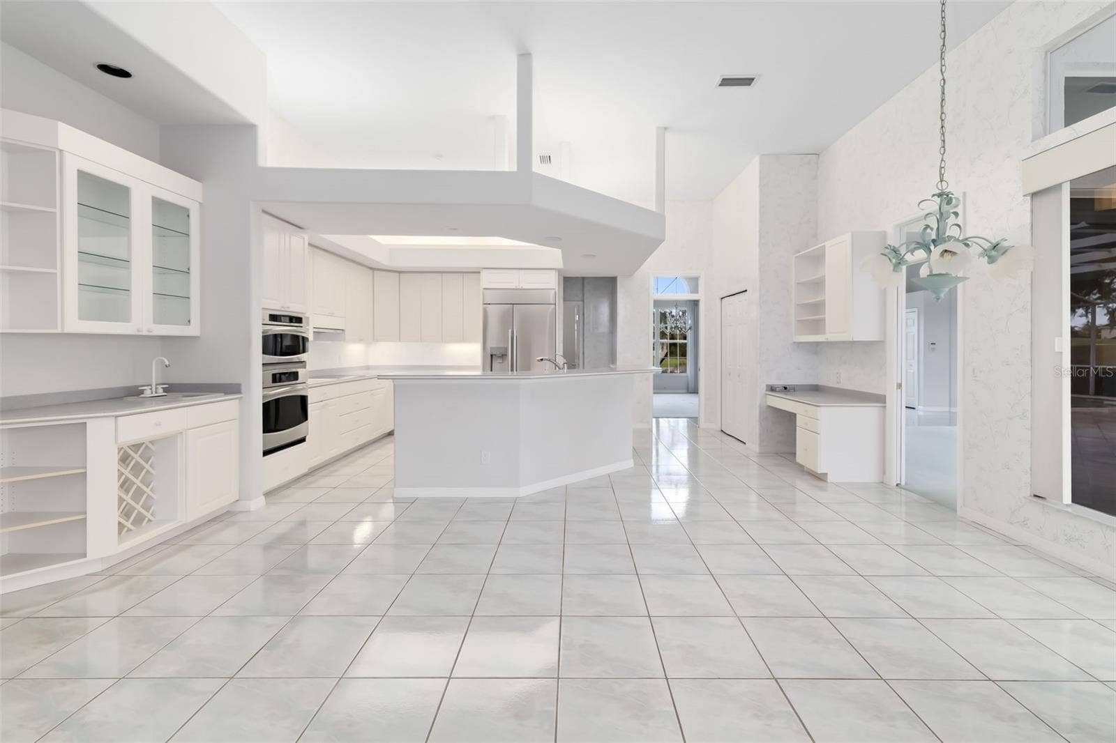 3321 CHARLES MACDONALD DRIVE, Sarasota, FL 34240 3321 CHARLES MACDONALD DRIVE, Sarasota, FL 34240