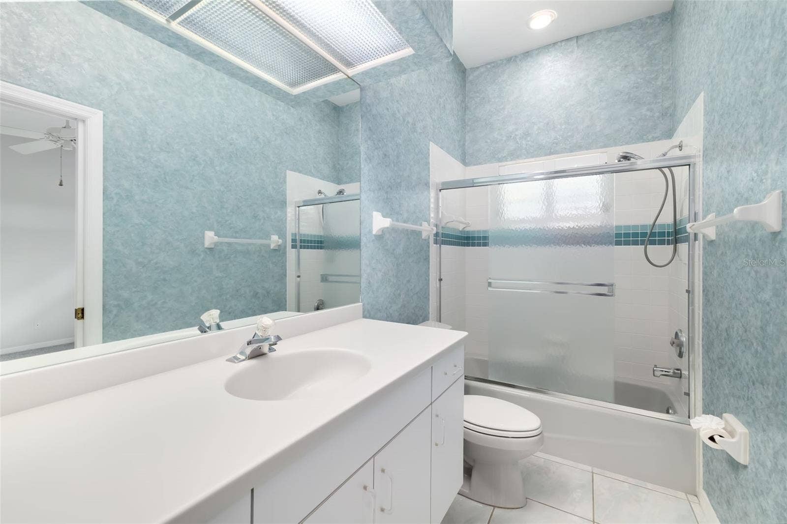 3321 CHARLES MACDONALD DRIVE, Sarasota, FL 34240 3321 CHARLES MACDONALD DRIVE, Sarasota, FL 34240