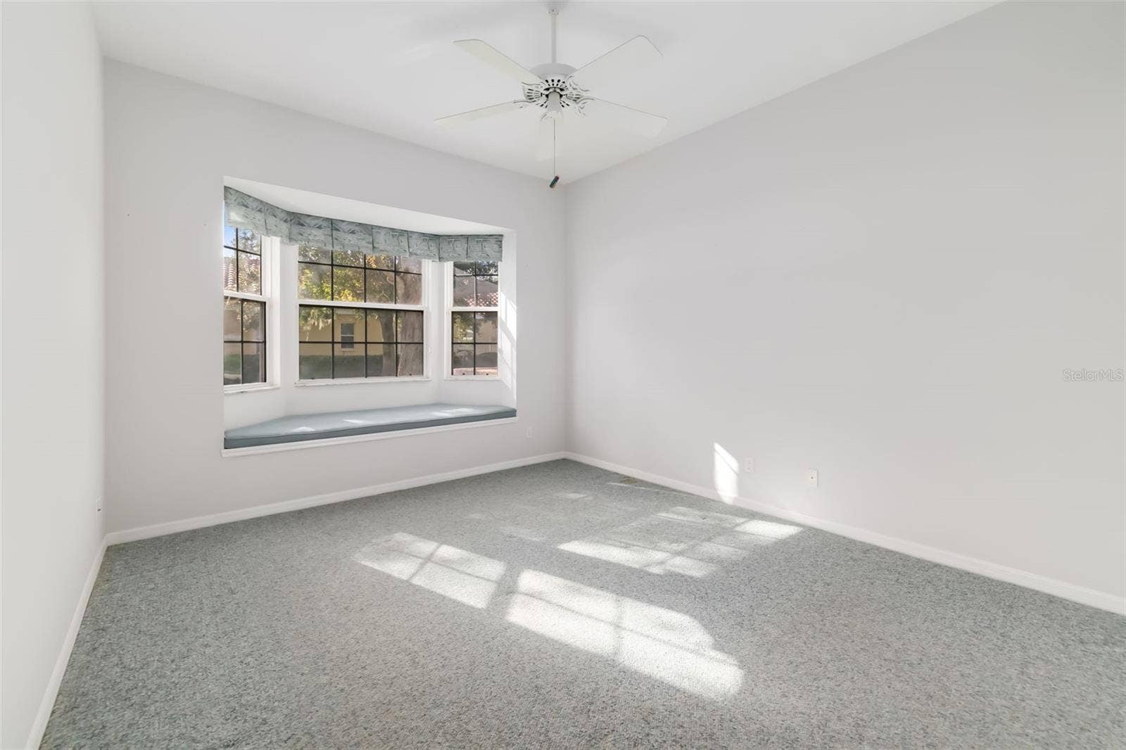 3321 CHARLES MACDONALD DRIVE, Sarasota, FL 34240 3321 CHARLES MACDONALD DRIVE, Sarasota, FL 34240