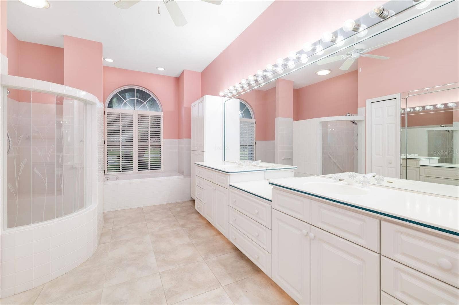 3321 CHARLES MACDONALD DRIVE, Sarasota, FL 34240 3321 CHARLES MACDONALD DRIVE, Sarasota, FL 34240