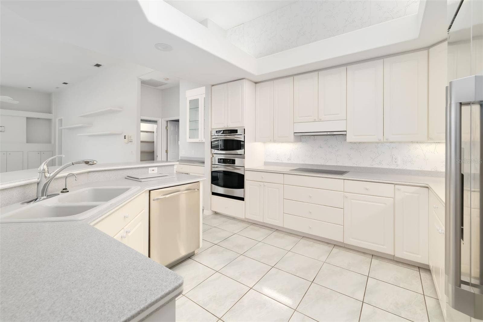 3321 CHARLES MACDONALD DRIVE, Sarasota, FL 34240 3321 CHARLES MACDONALD DRIVE, Sarasota, FL 34240