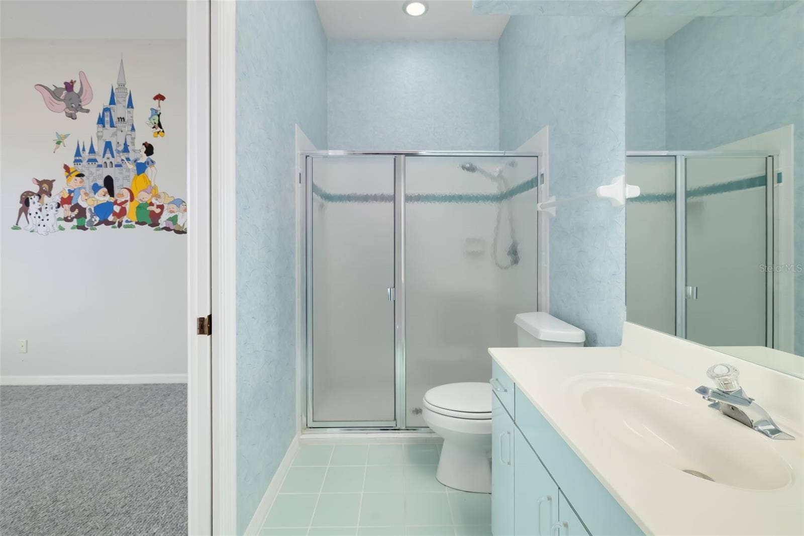 3321 CHARLES MACDONALD DRIVE, Sarasota, FL 34240 3321 CHARLES MACDONALD DRIVE, Sarasota, FL 34240