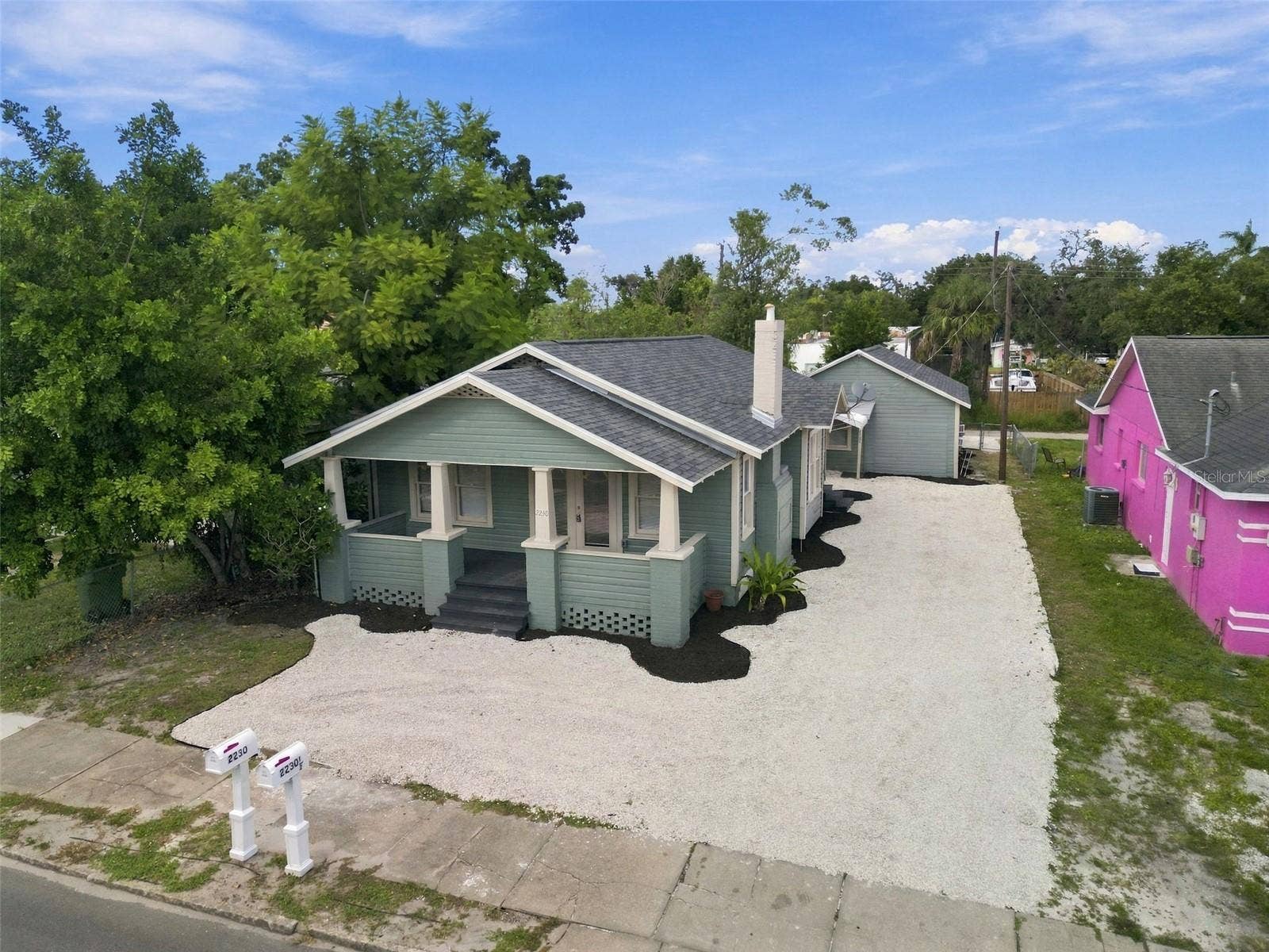 2230 9TH AVENUE W, Bradenton, FL 34205 2230 9TH AVENUE W, Bradenton, FL 34205