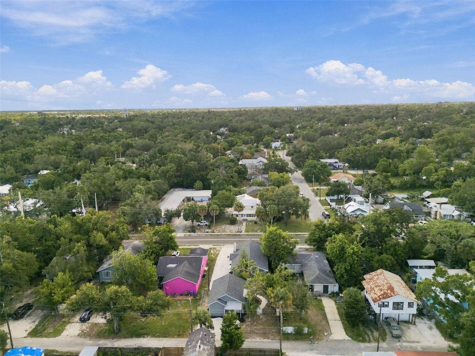 2230 9TH AVENUE W, Bradenton, FL 34205 2230 9TH AVENUE W, Bradenton, FL 34205
