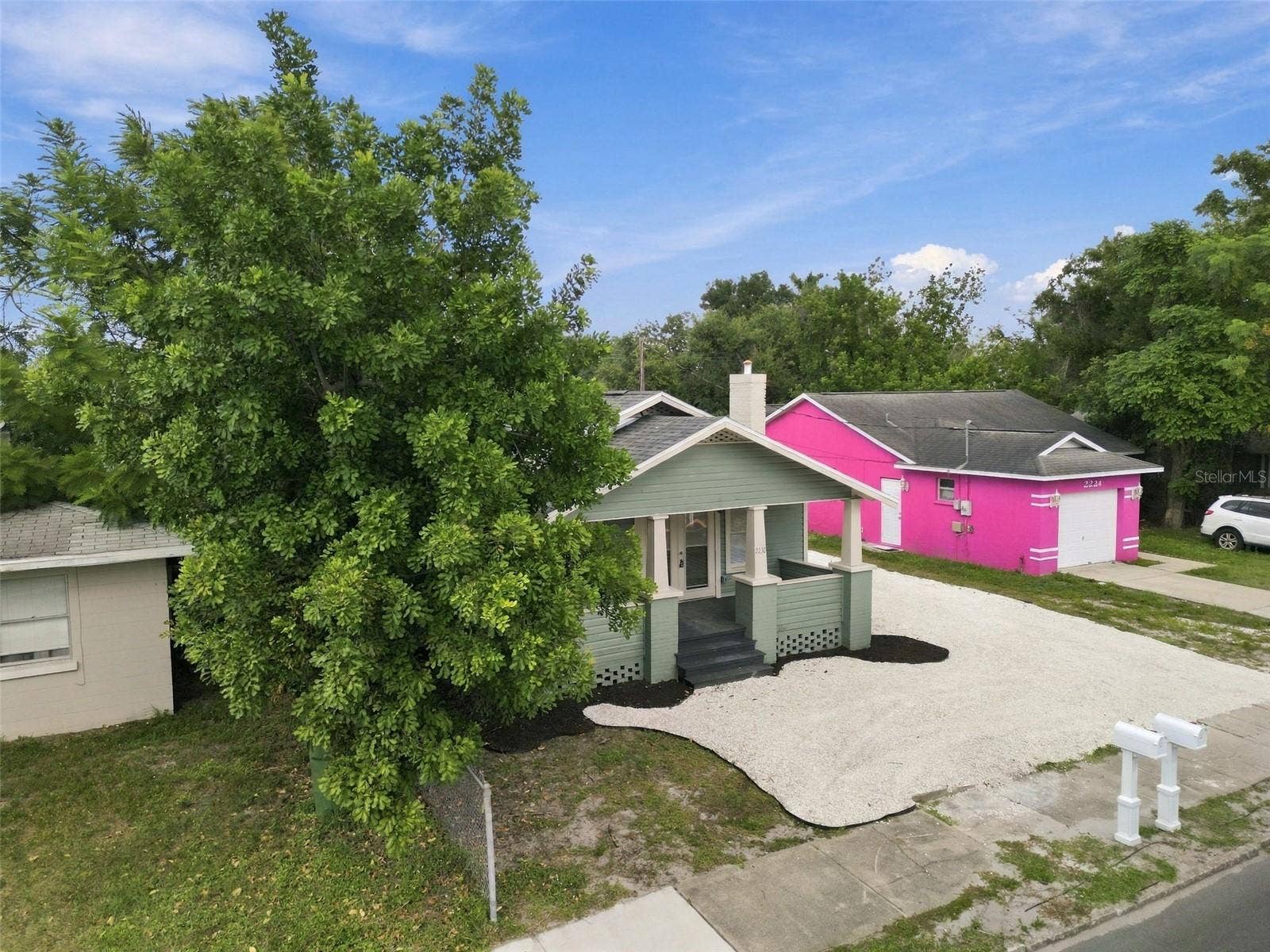 2230 9TH AVENUE W, Bradenton, FL 34205 2230 9TH AVENUE W, Bradenton, FL 34205