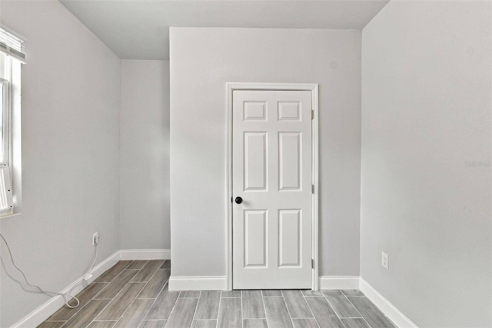 2230 9TH AVENUE W, Bradenton, FL 34205 2230 9TH AVENUE W, Bradenton, FL 34205