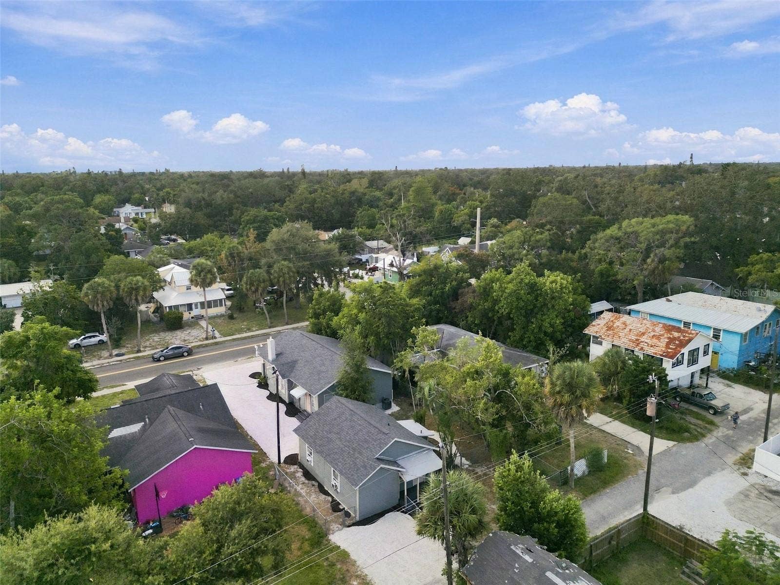 2230 9TH AVENUE W, Bradenton, FL 34205 2230 9TH AVENUE W, Bradenton, FL 34205