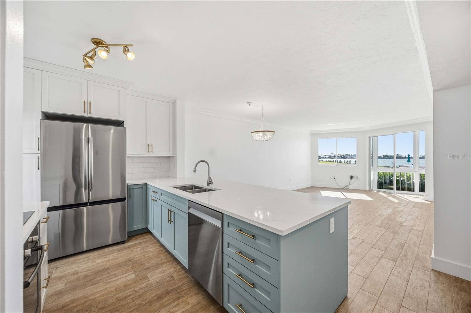 769 JOHN RINGLING BOULEVARD, #2, Sarasota, FL 34236 769 JOHN RINGLING BOULEVARD, #2, Sarasota, FL 34236