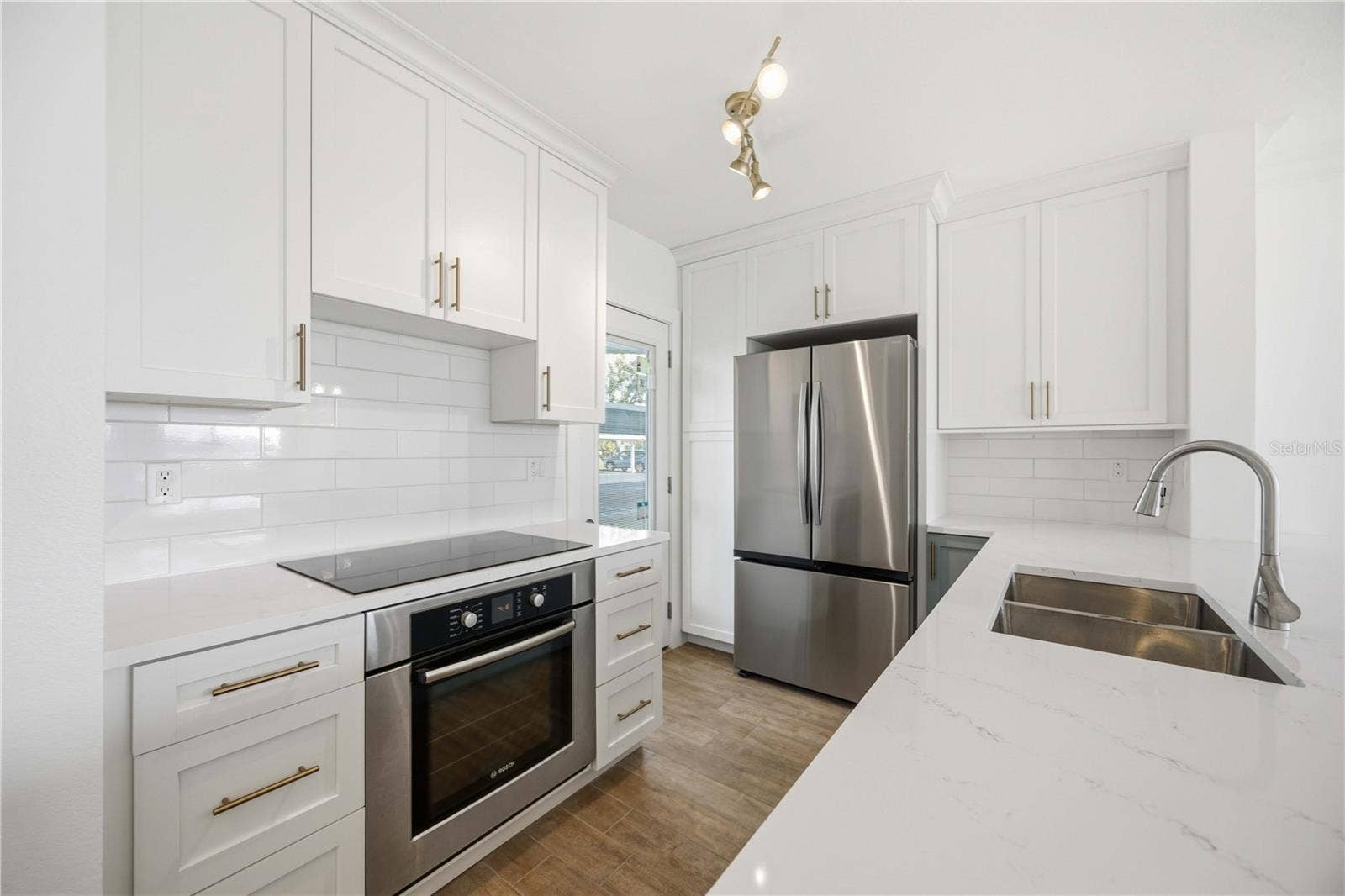 769 JOHN RINGLING BOULEVARD, #2, Sarasota, FL 34236 769 JOHN RINGLING BOULEVARD, #2, Sarasota, FL 34236