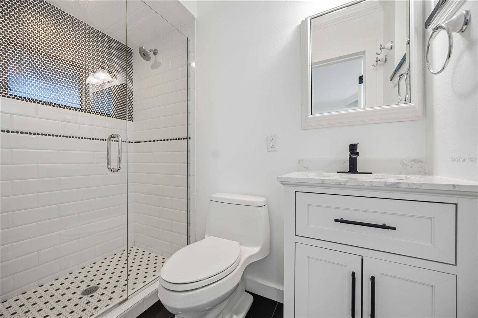 769 JOHN RINGLING BOULEVARD, #2, Sarasota, FL 34236 769 JOHN RINGLING BOULEVARD, #2, Sarasota, FL 34236