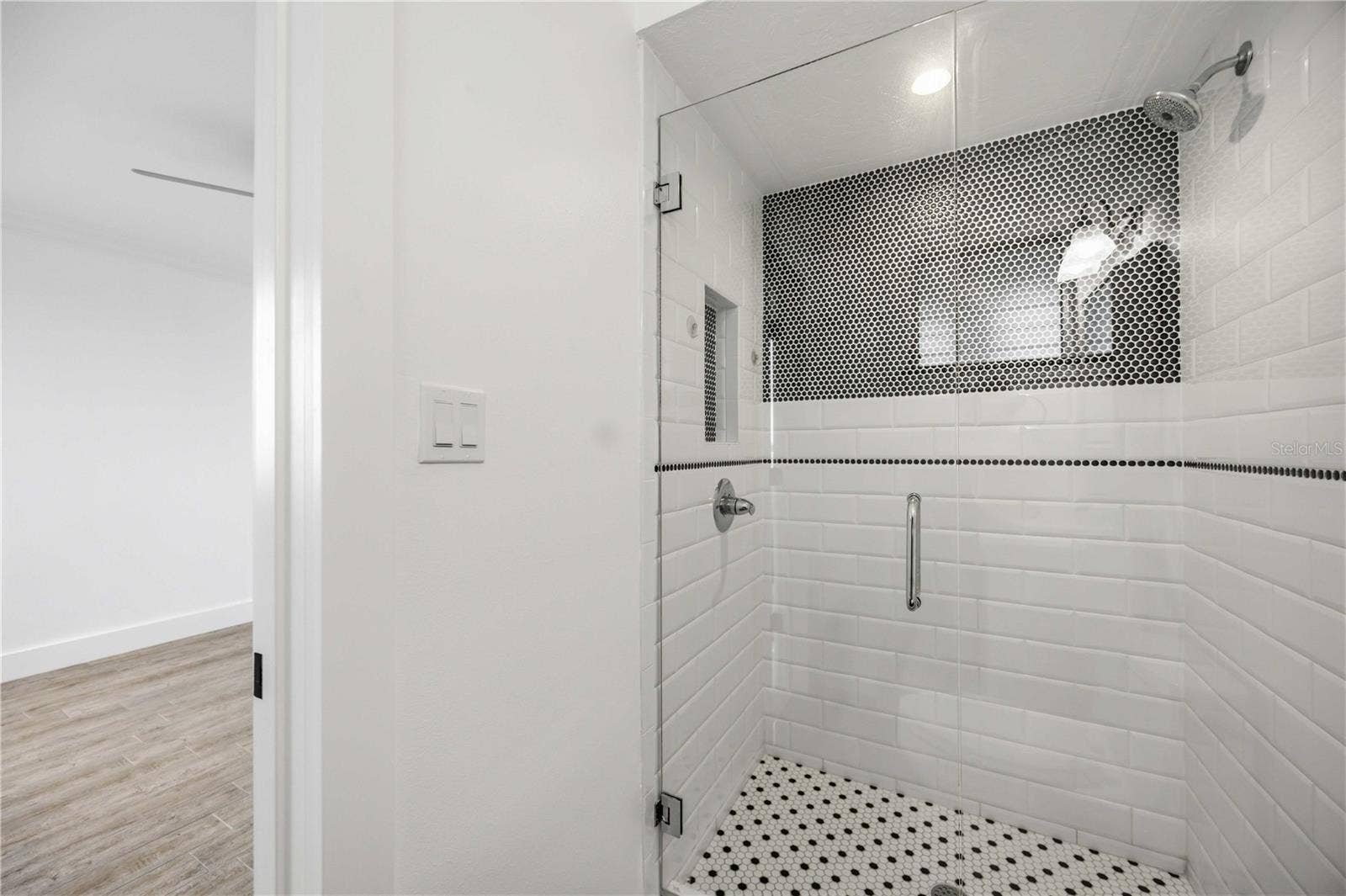 769 JOHN RINGLING BOULEVARD, #2, Sarasota, FL 34236 769 JOHN RINGLING BOULEVARD, #2, Sarasota, FL 34236