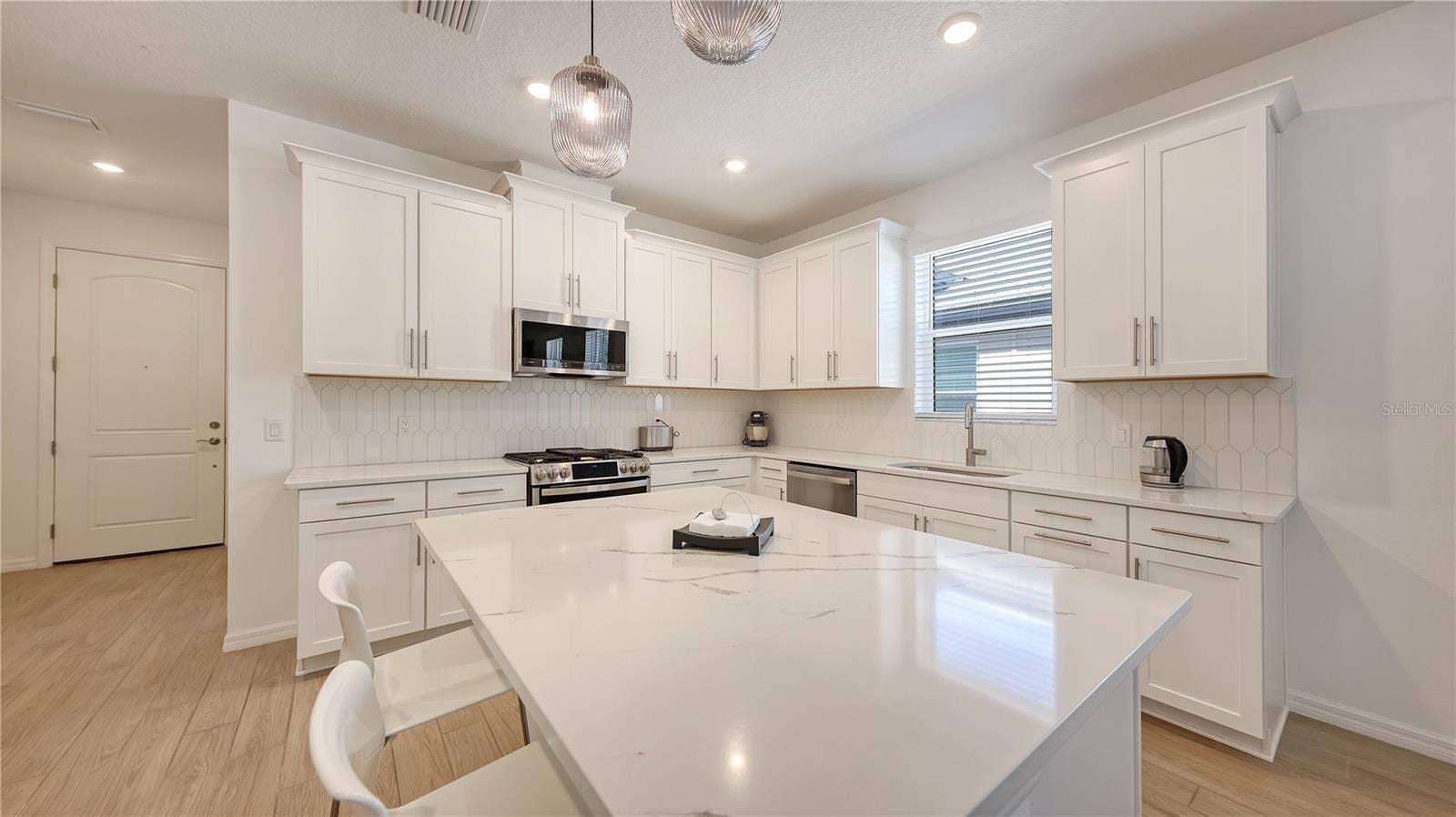 18102 CHERISHED LOOP, Bradenton, FL 34211