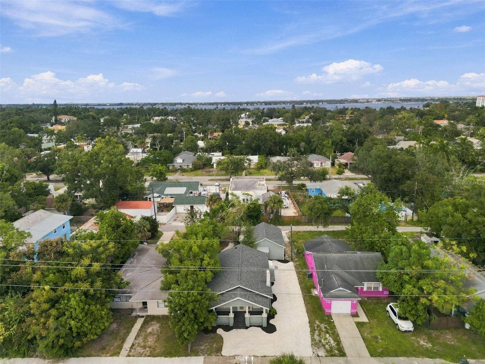 2230 9TH AVENUE W, Bradenton, FL 34205 2230 9TH AVENUE W, Bradenton, FL 34205