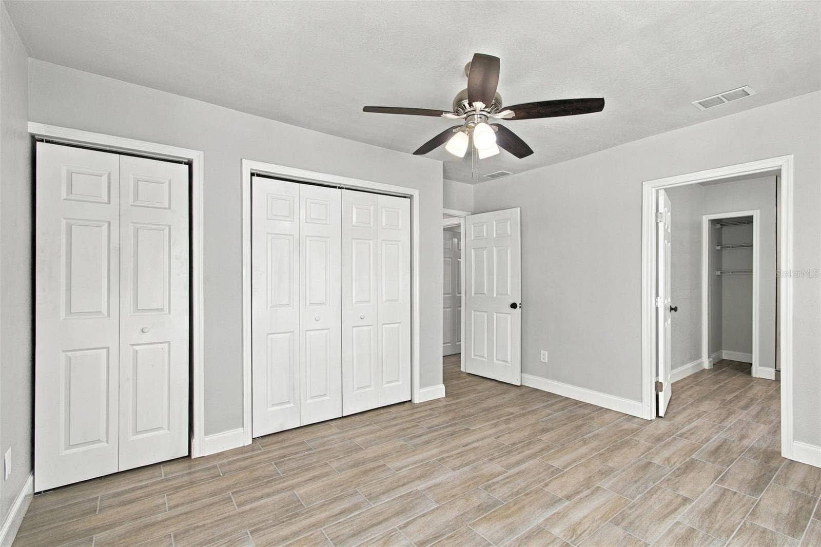 2230 9TH AVENUE W, Bradenton, FL 34205 2230 9TH AVENUE W, Bradenton, FL 34205