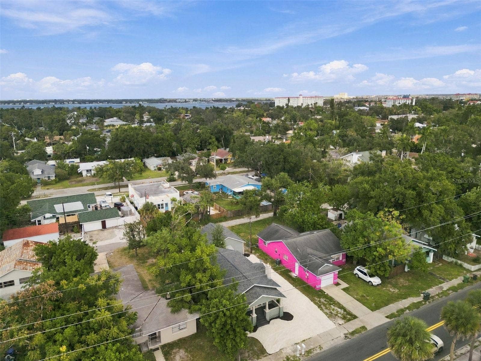 2230 9TH AVENUE W, Bradenton, FL 34205 2230 9TH AVENUE W, Bradenton, FL 34205