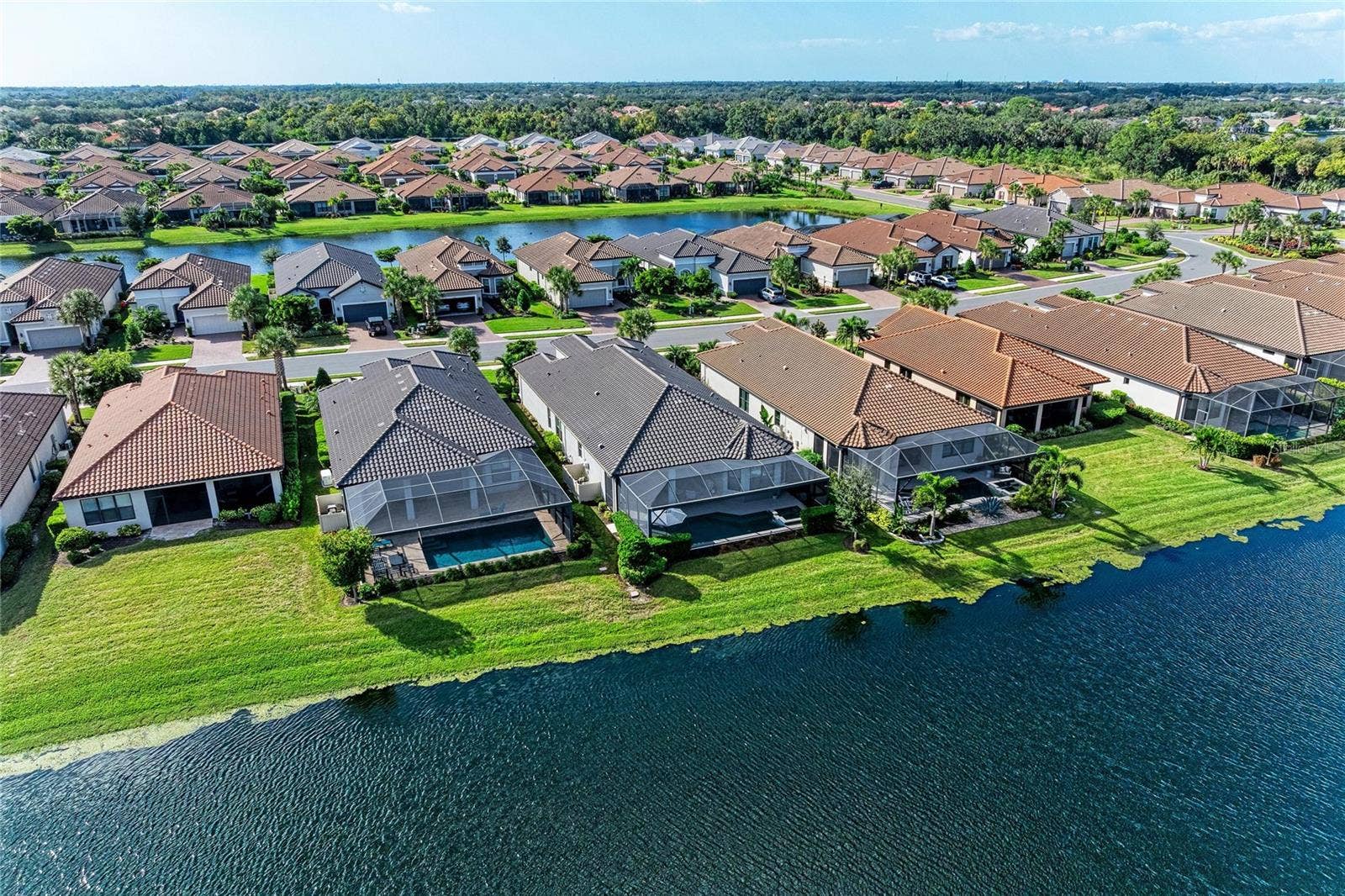 6261 MESA GLEN, Bradenton, FL 34203