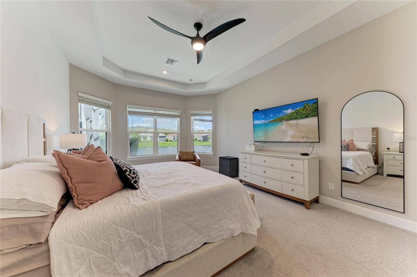 6261 MESA GLEN, Bradenton, FL 34203
