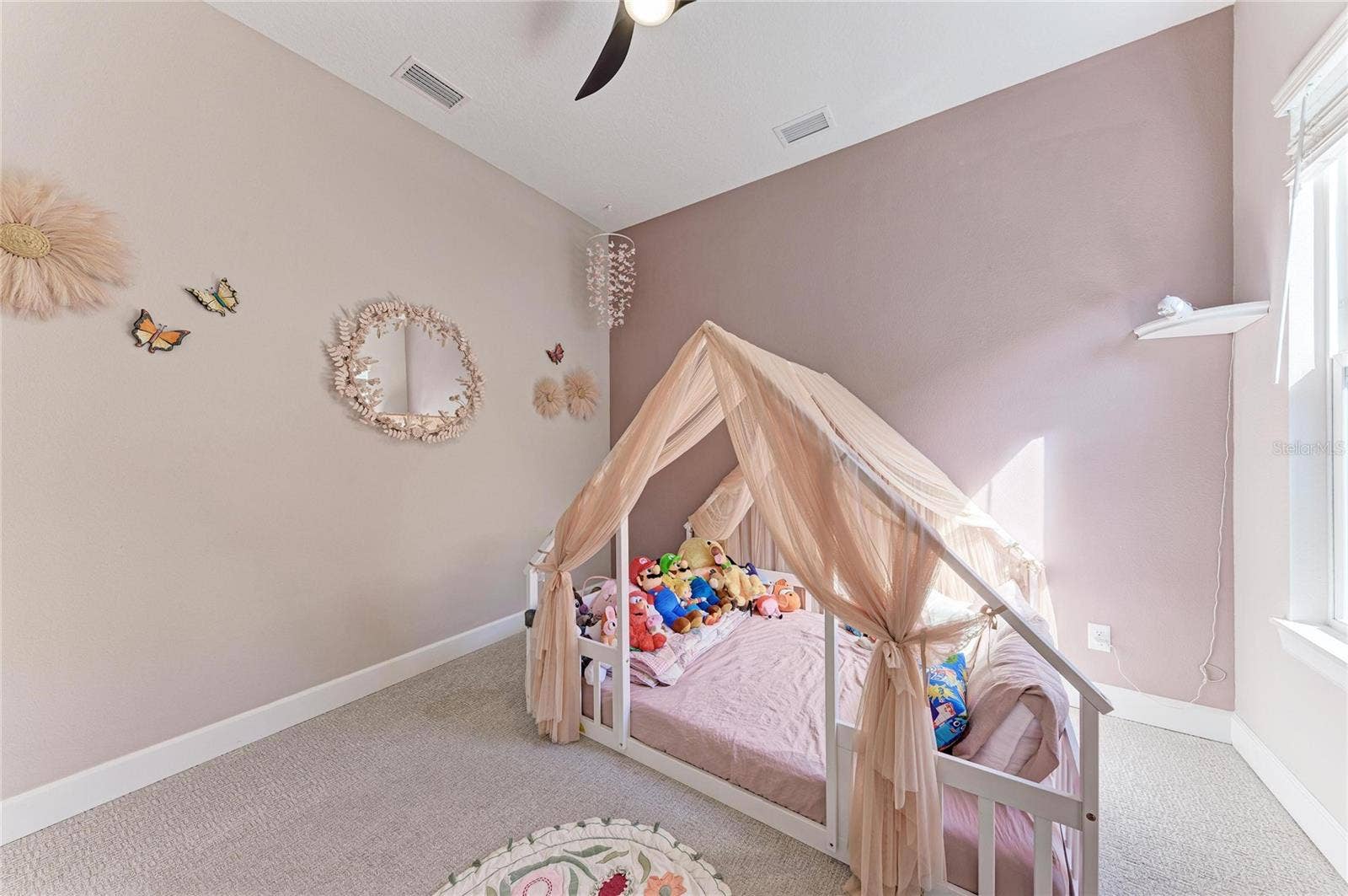 6261 MESA GLEN, Bradenton, FL 34203
