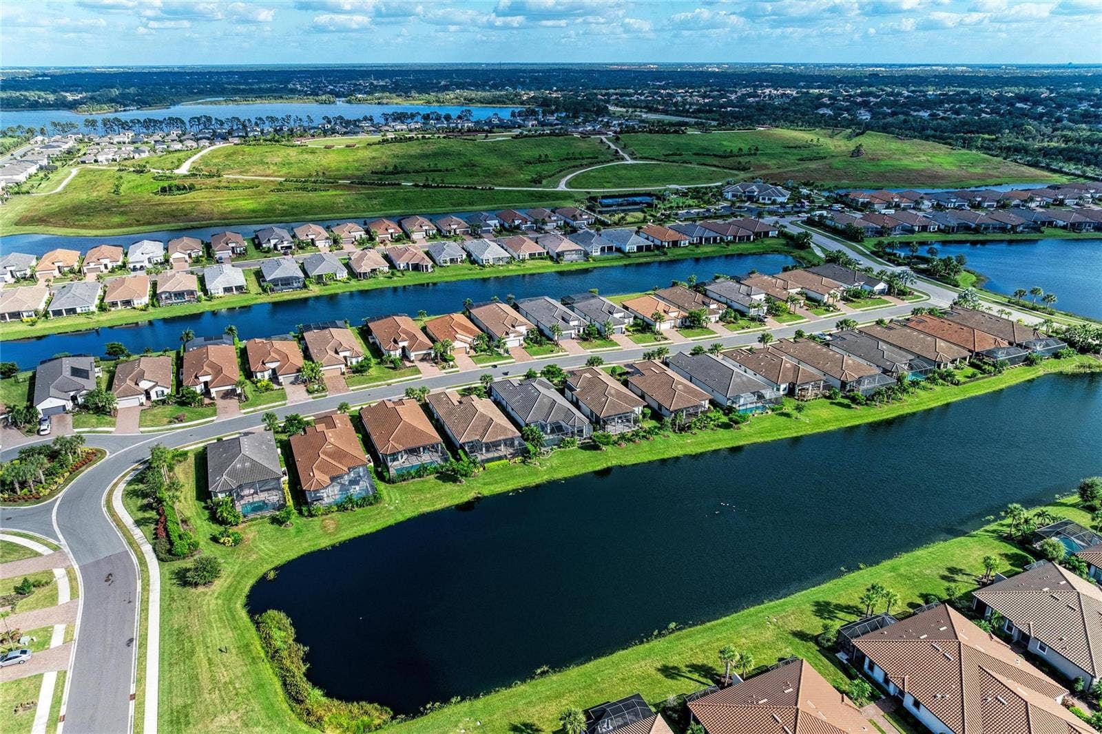 6261 MESA GLEN, Bradenton, FL 34203