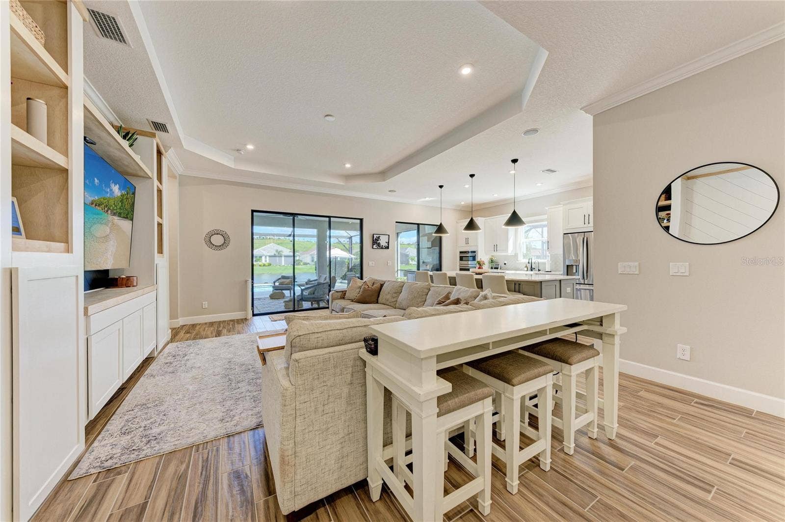 6261 MESA GLEN, Bradenton, FL 34203