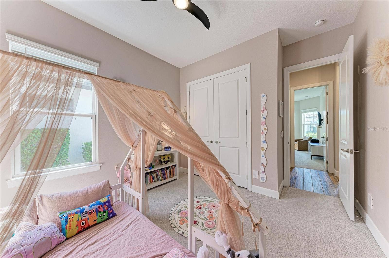 6261 MESA GLEN, Bradenton, FL 34203