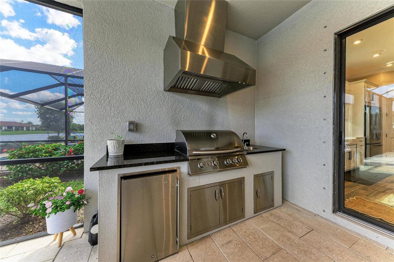 6261 MESA GLEN, Bradenton, FL 34203