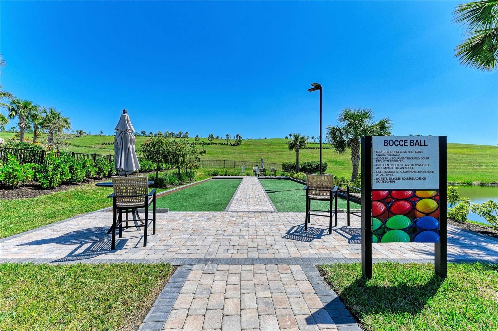 6261 MESA GLEN, Bradenton, FL 34203