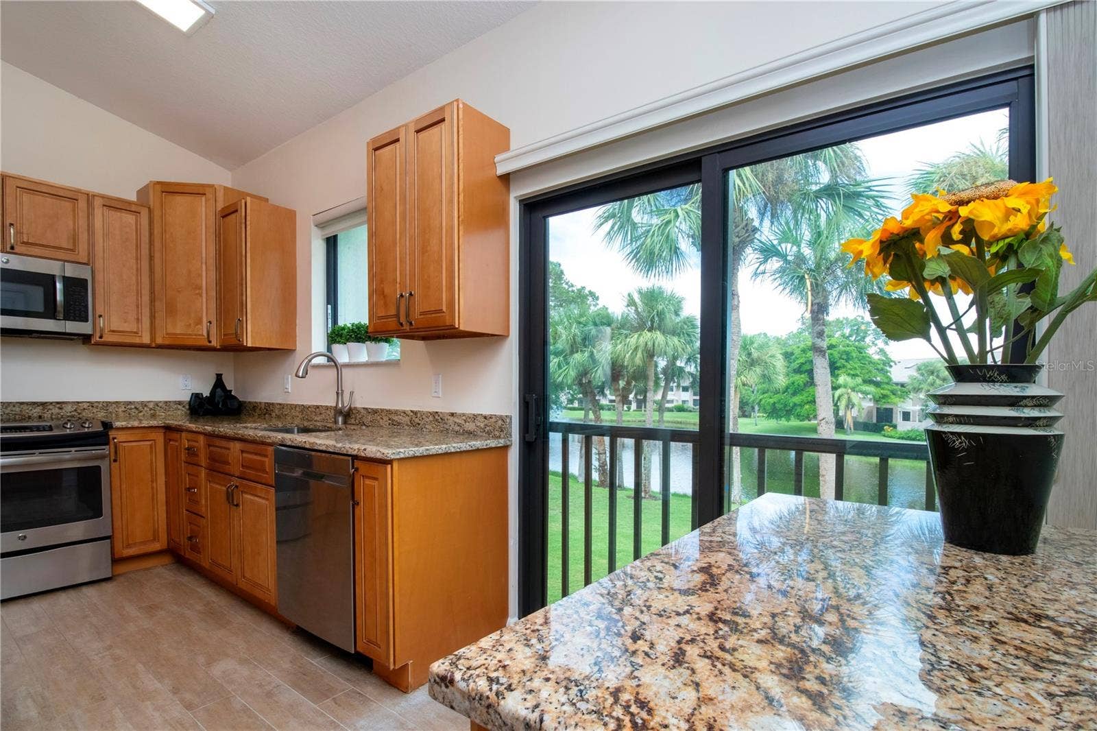 5273 HERON WAY, #202, Sarasota, FL 34231 5273 HERON WAY, #202, Sarasota, FL 34231