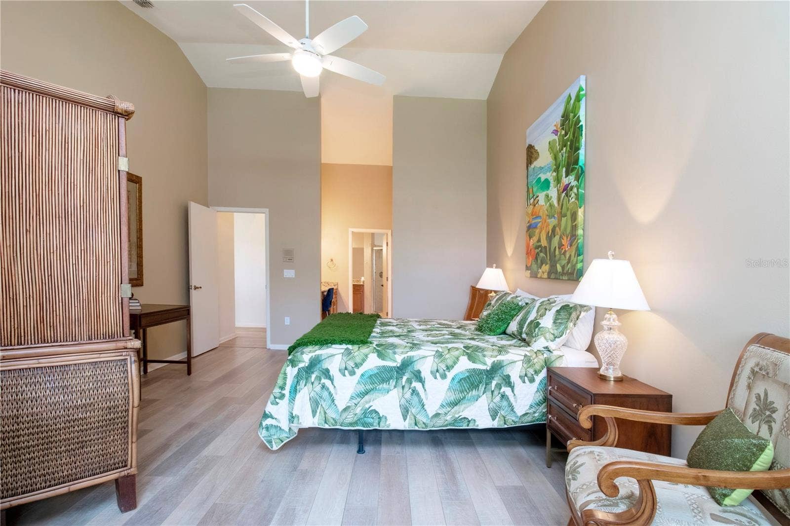 5273 HERON WAY, #202, Sarasota, FL 34231 5273 HERON WAY, #202, Sarasota, FL 34231