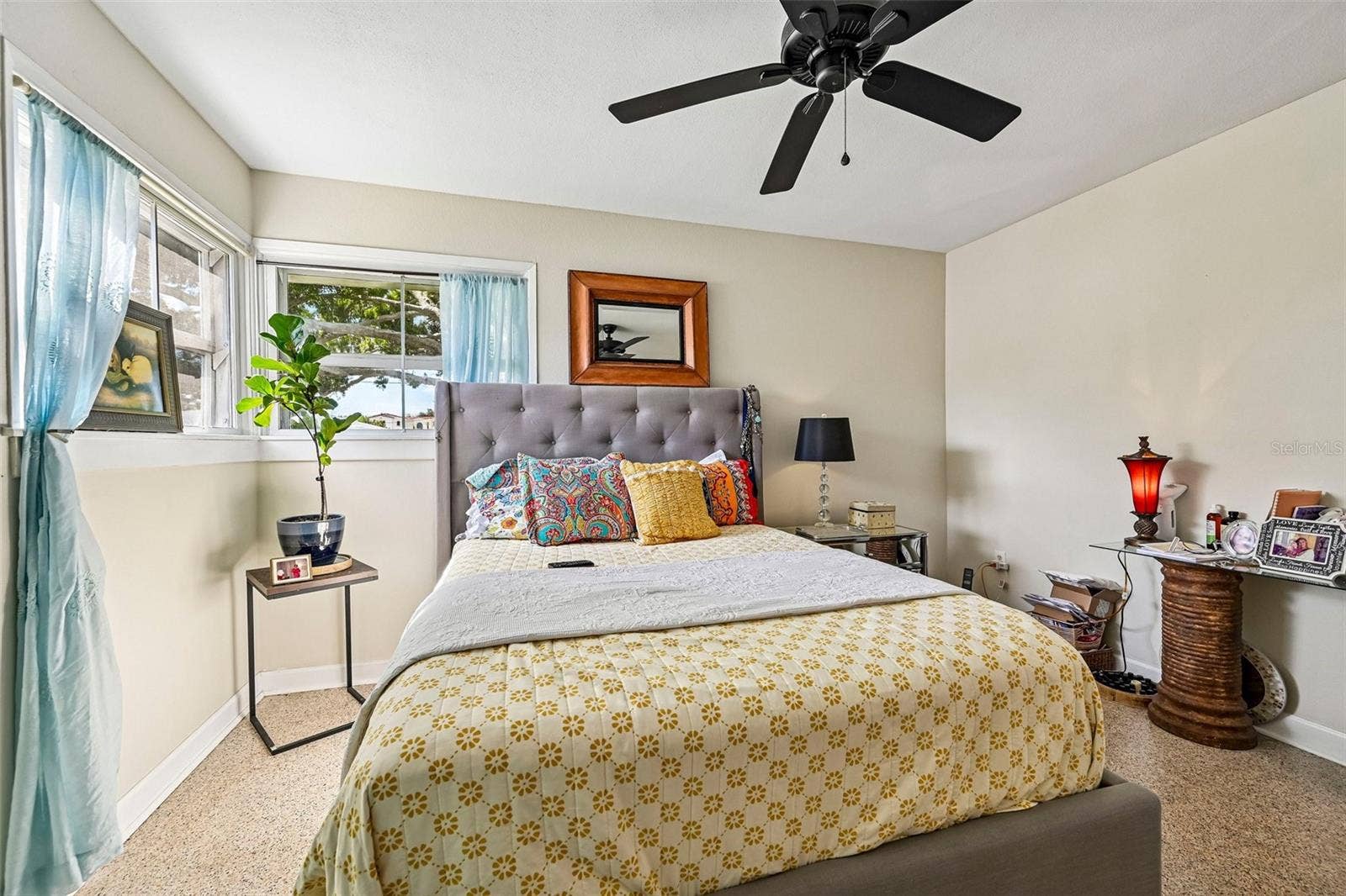 320 - Master bedroom with terrazzo floor