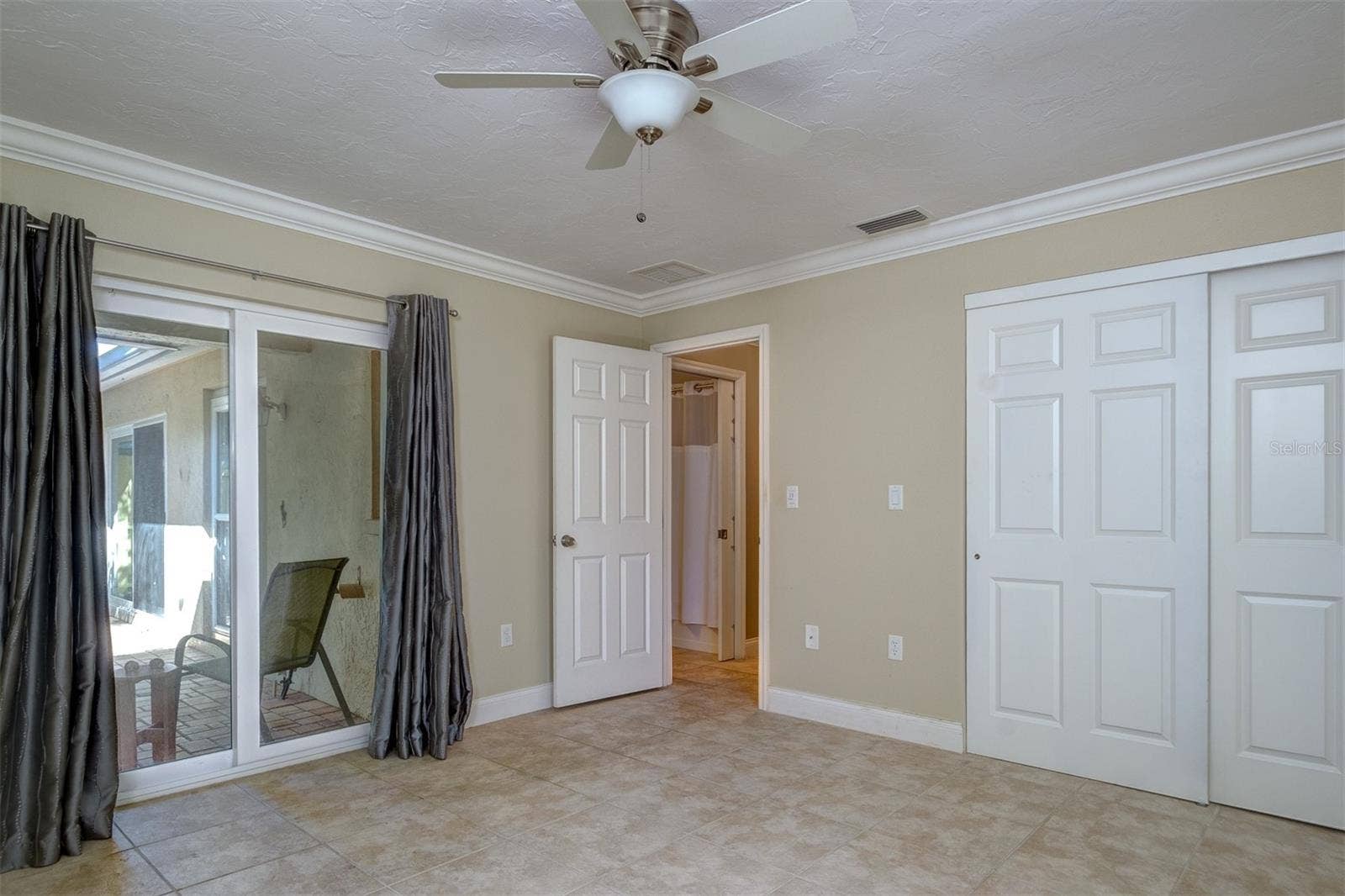 5247 VILLA MAJORCA COURT, #27, Sarasota, FL 34235