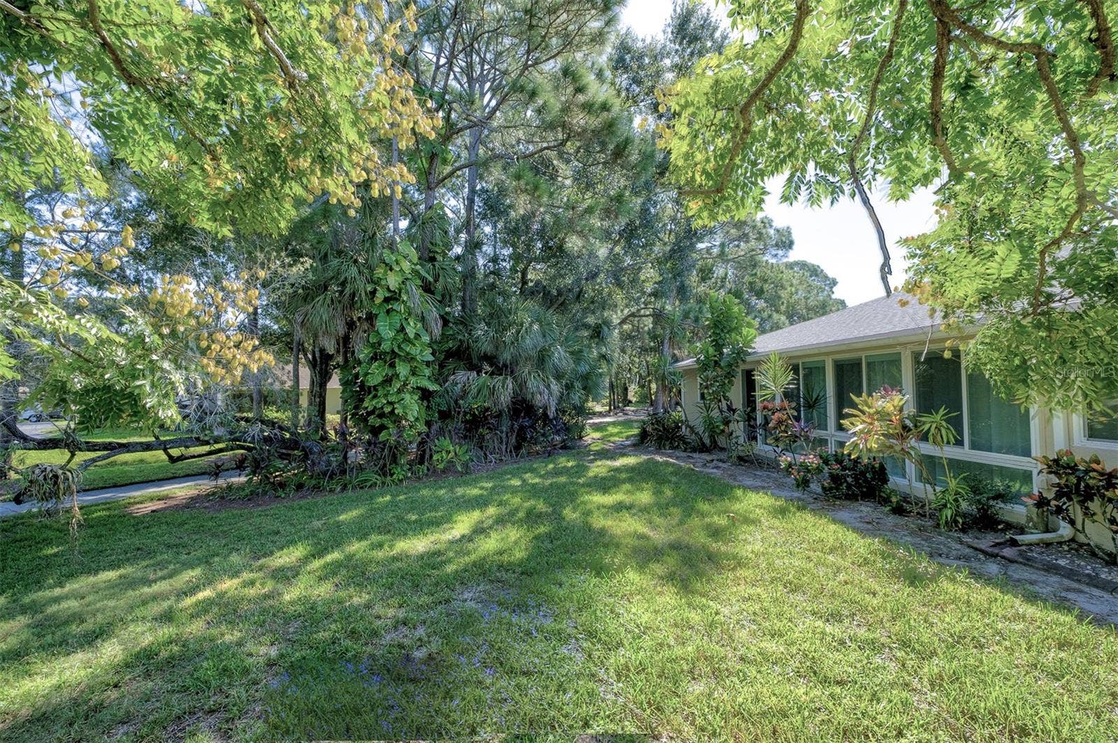 5247 VILLA MAJORCA COURT, #27, Sarasota, FL 34235