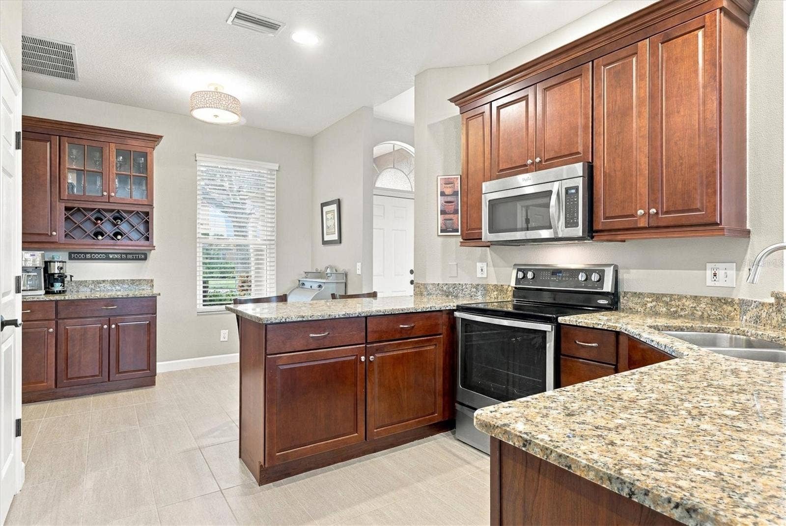 5509 52ND AVENUE W, Bradenton, FL 34210 5509 52ND AVENUE W, Bradenton, FL 34210