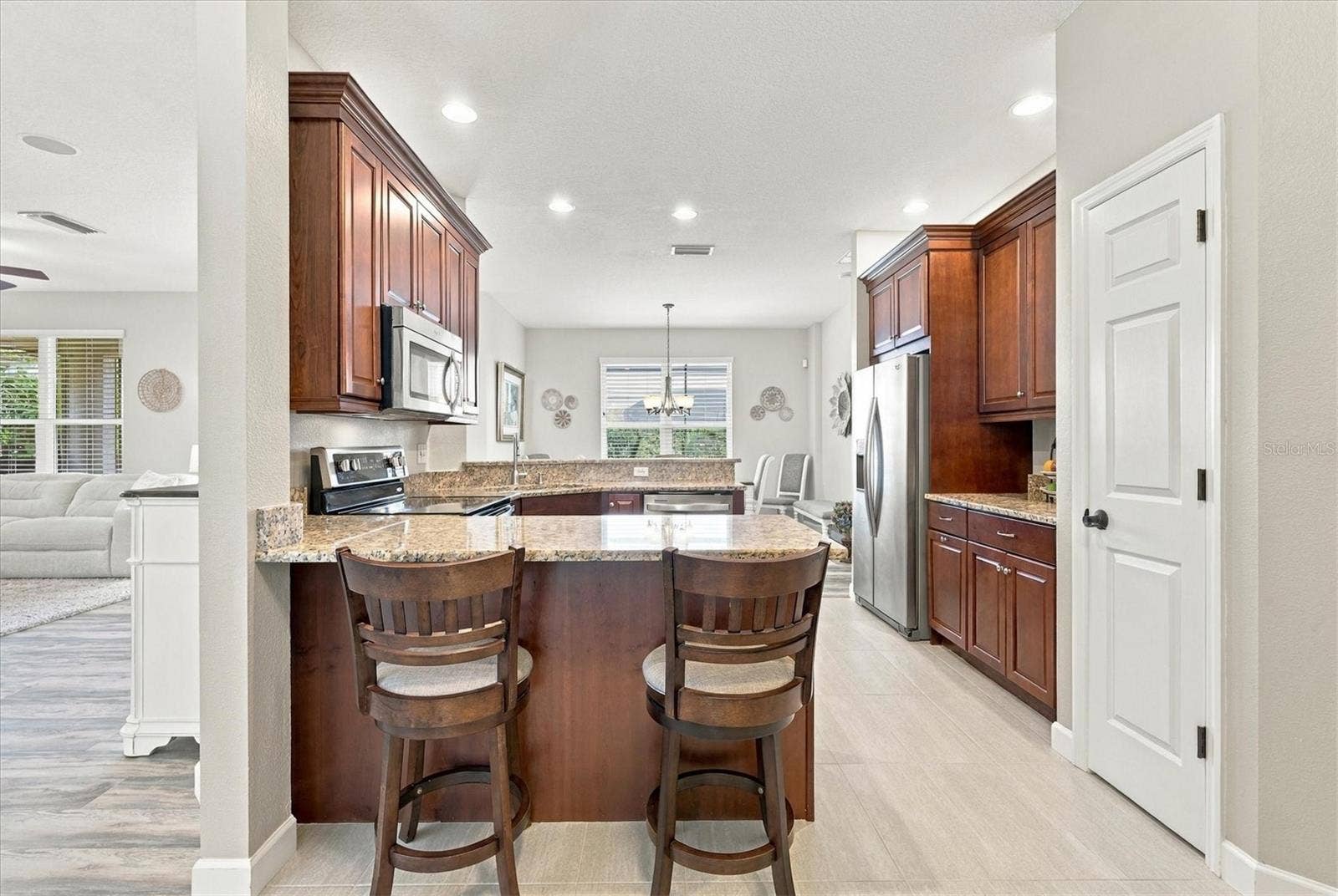 5509 52ND AVENUE W, Bradenton, FL 34210 5509 52ND AVENUE W, Bradenton, FL 34210