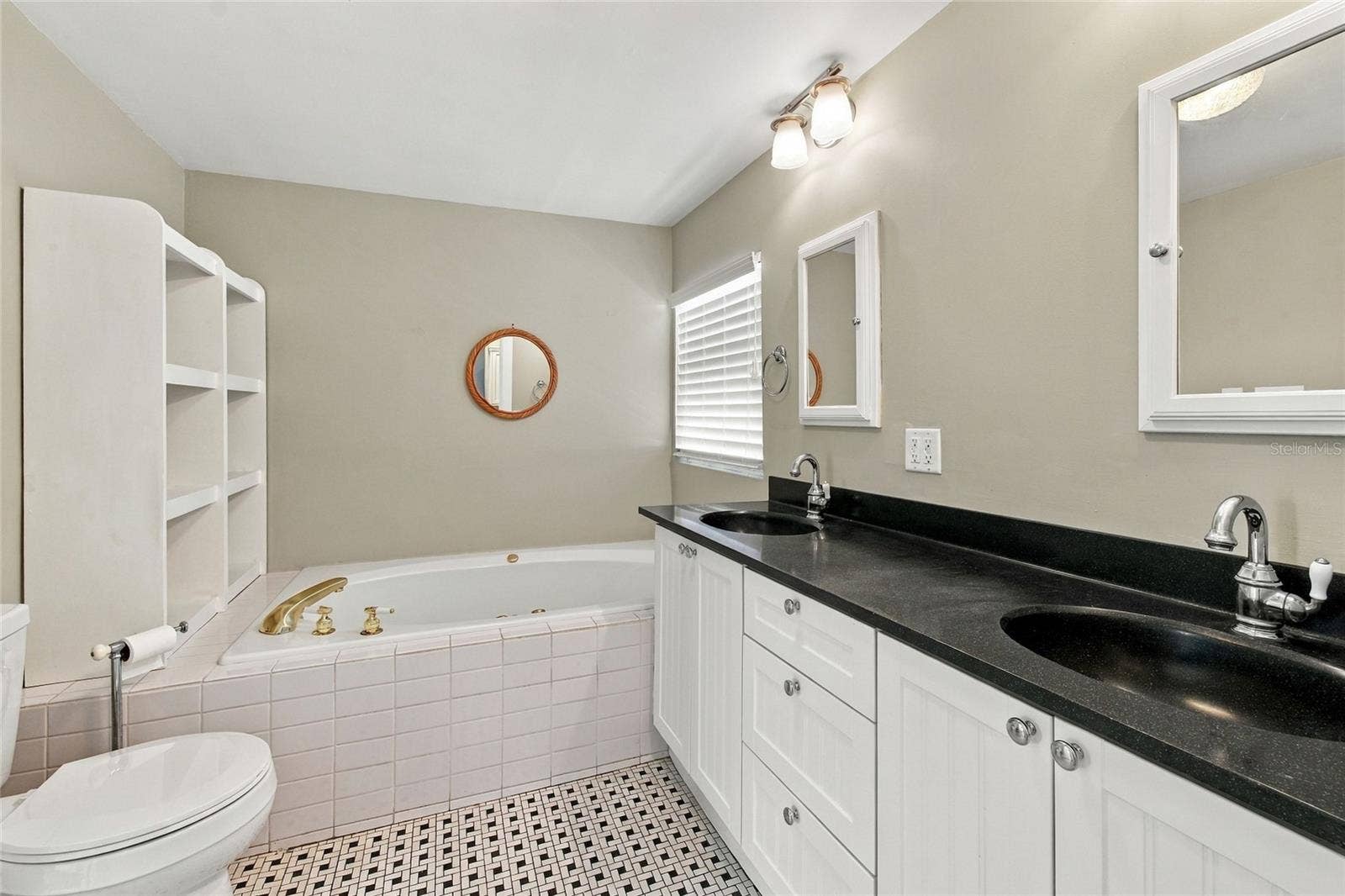1013 SOUTH BOULEVARD, Lakeland, FL 33803 1013 SOUTH BOULEVARD, Lakeland, FL 33803