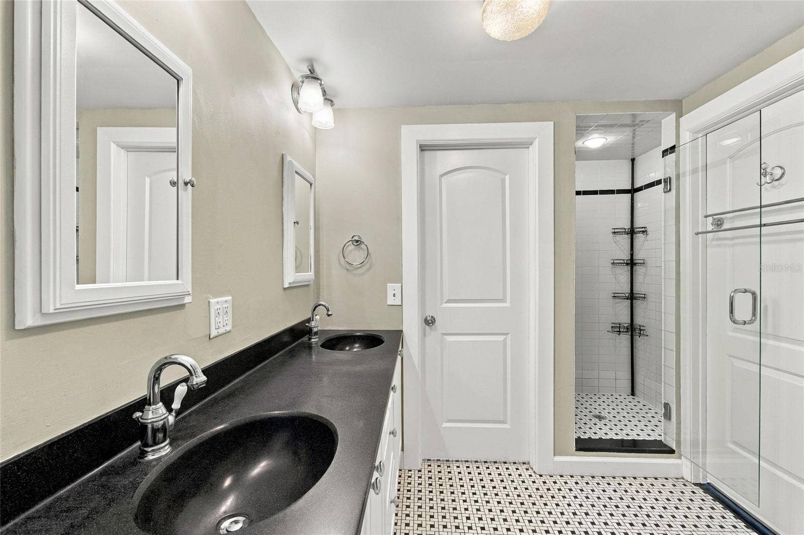 1013 SOUTH BOULEVARD, Lakeland, FL 33803 1013 SOUTH BOULEVARD, Lakeland, FL 33803