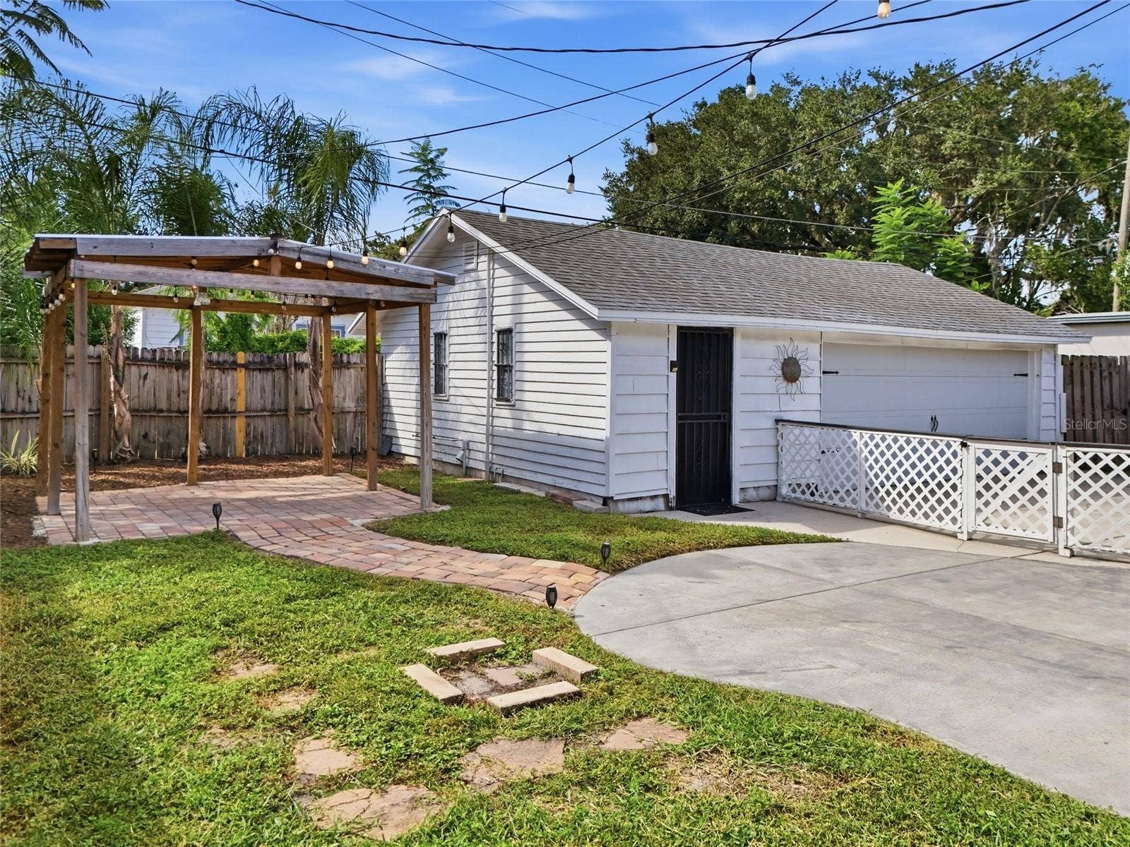 1013 SOUTH BOULEVARD, Lakeland, FL 33803 1013 SOUTH BOULEVARD, Lakeland, FL 33803