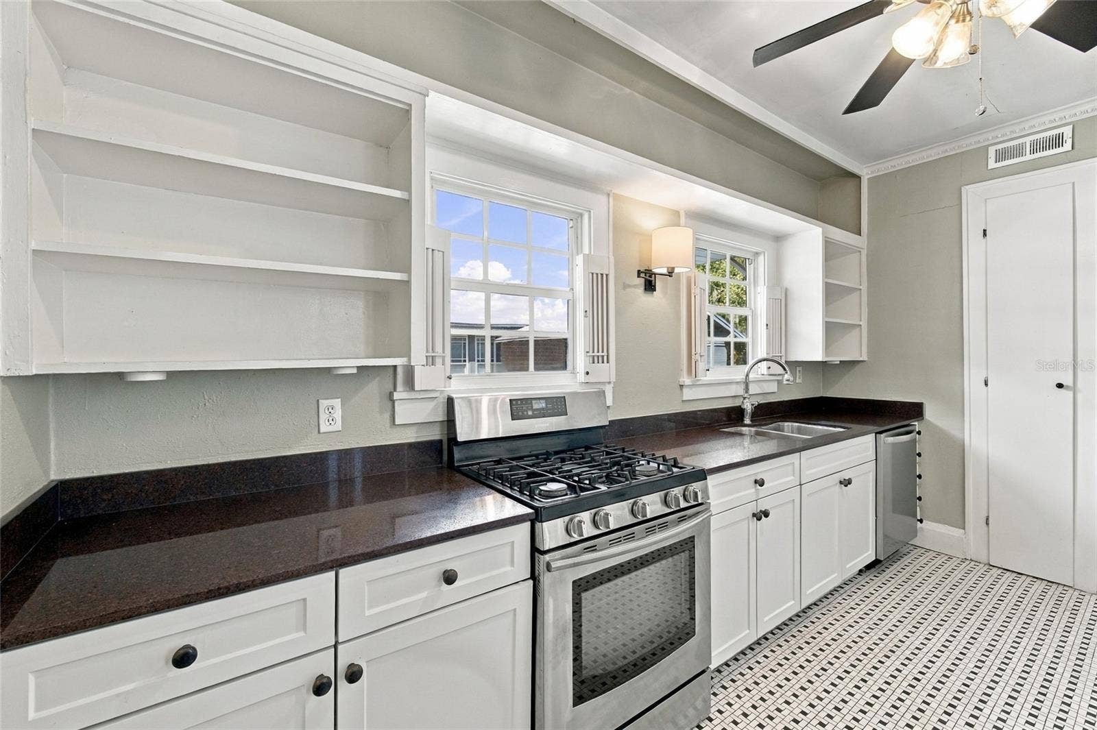 1013 SOUTH BOULEVARD, Lakeland, FL 33803 1013 SOUTH BOULEVARD, Lakeland, FL 33803