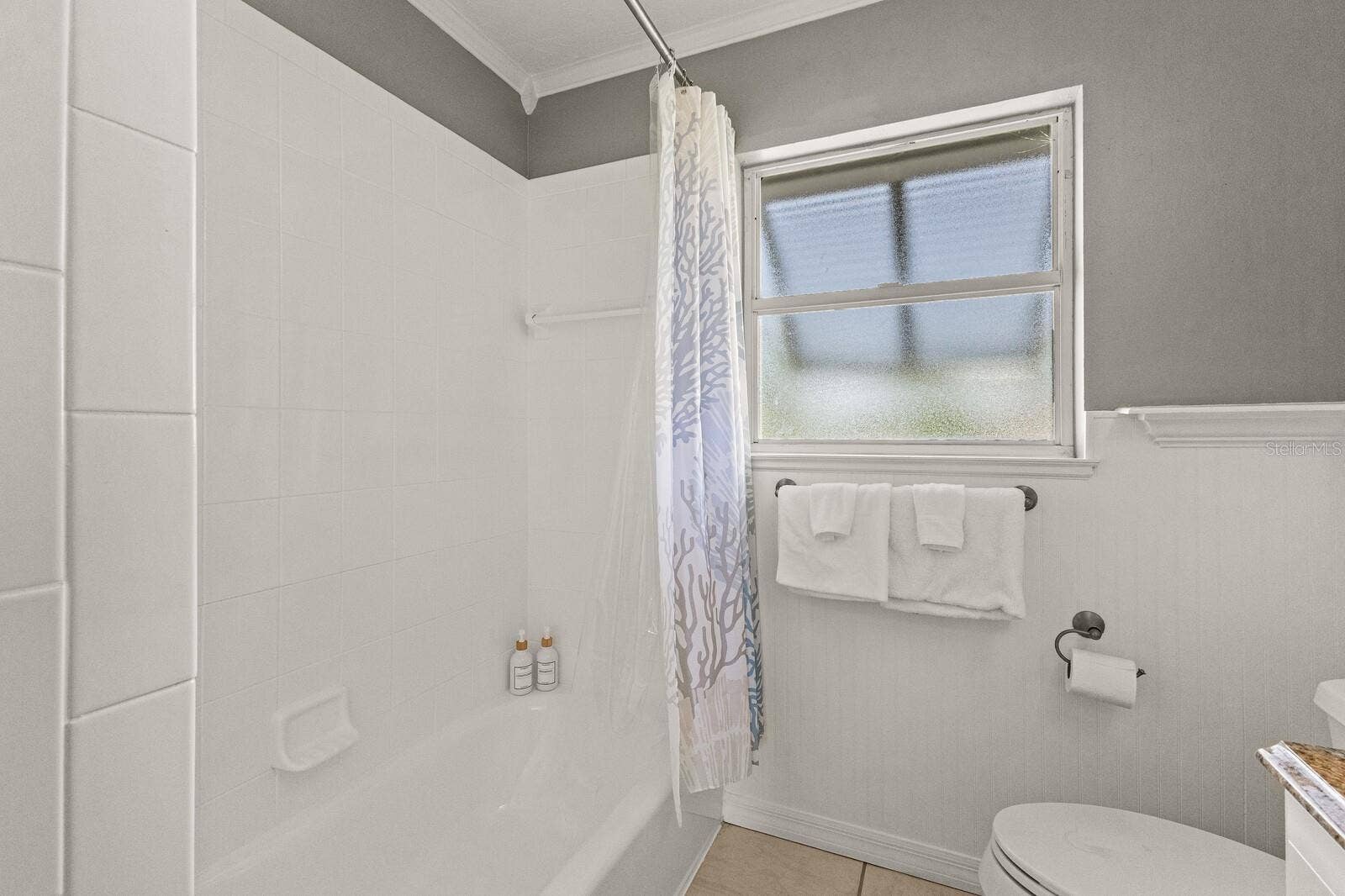 1100 51ST STREET W, Bradenton, FL 34209 Bathroom 2