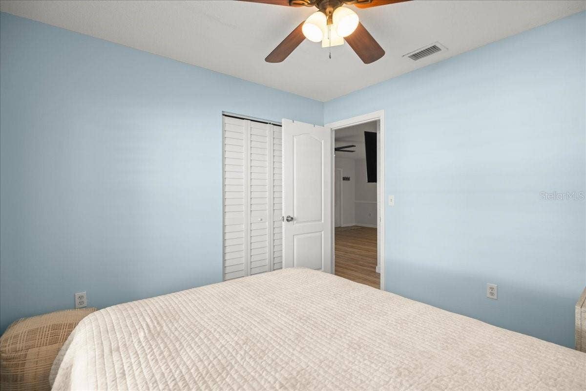 2201 54TH AVENUE DRIVE W, Bradenton, FL 34207 2201 54TH AVENUE DRIVE W, Bradenton, FL 34207
