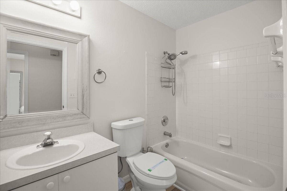 2201 54TH AVENUE DRIVE W, Bradenton, FL 34207 2201 54TH AVENUE DRIVE W, Bradenton, FL 34207
