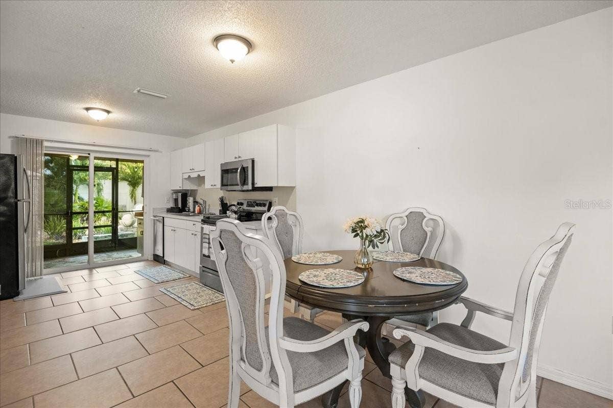 2201 54TH AVENUE DRIVE W, Bradenton, FL 34207 2201 54TH AVENUE DRIVE W, Bradenton, FL 34207