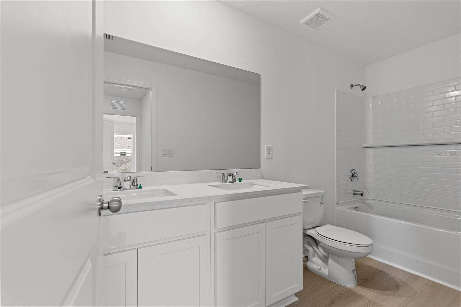 13009 RED DEER PL, Parrish, FL 34219 Guest Bathroom
