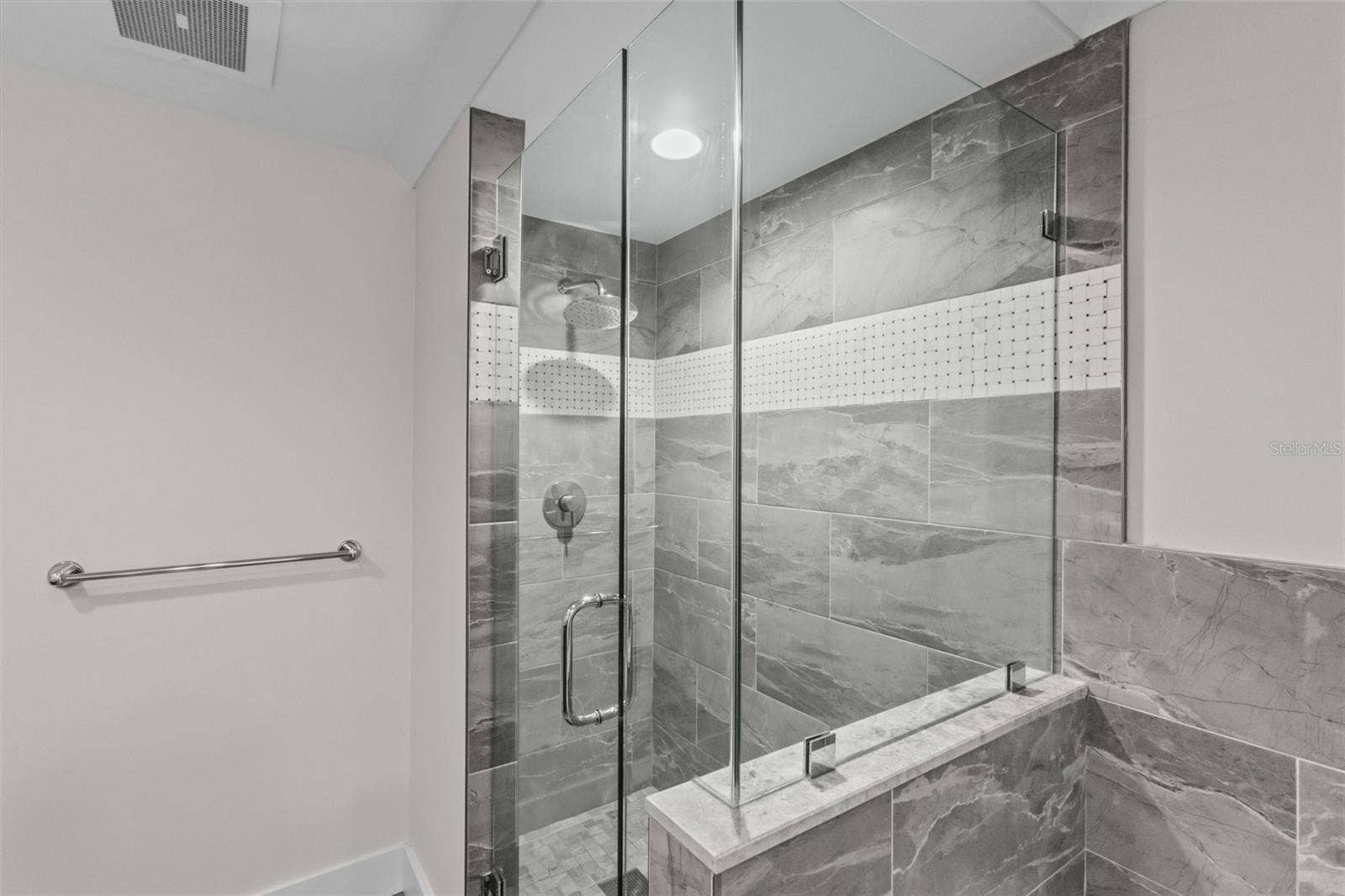 1350 MAIN STREET, #704, Sarasota, FL 34236 1350 MAIN STREET, #704, Sarasota, FL 34236