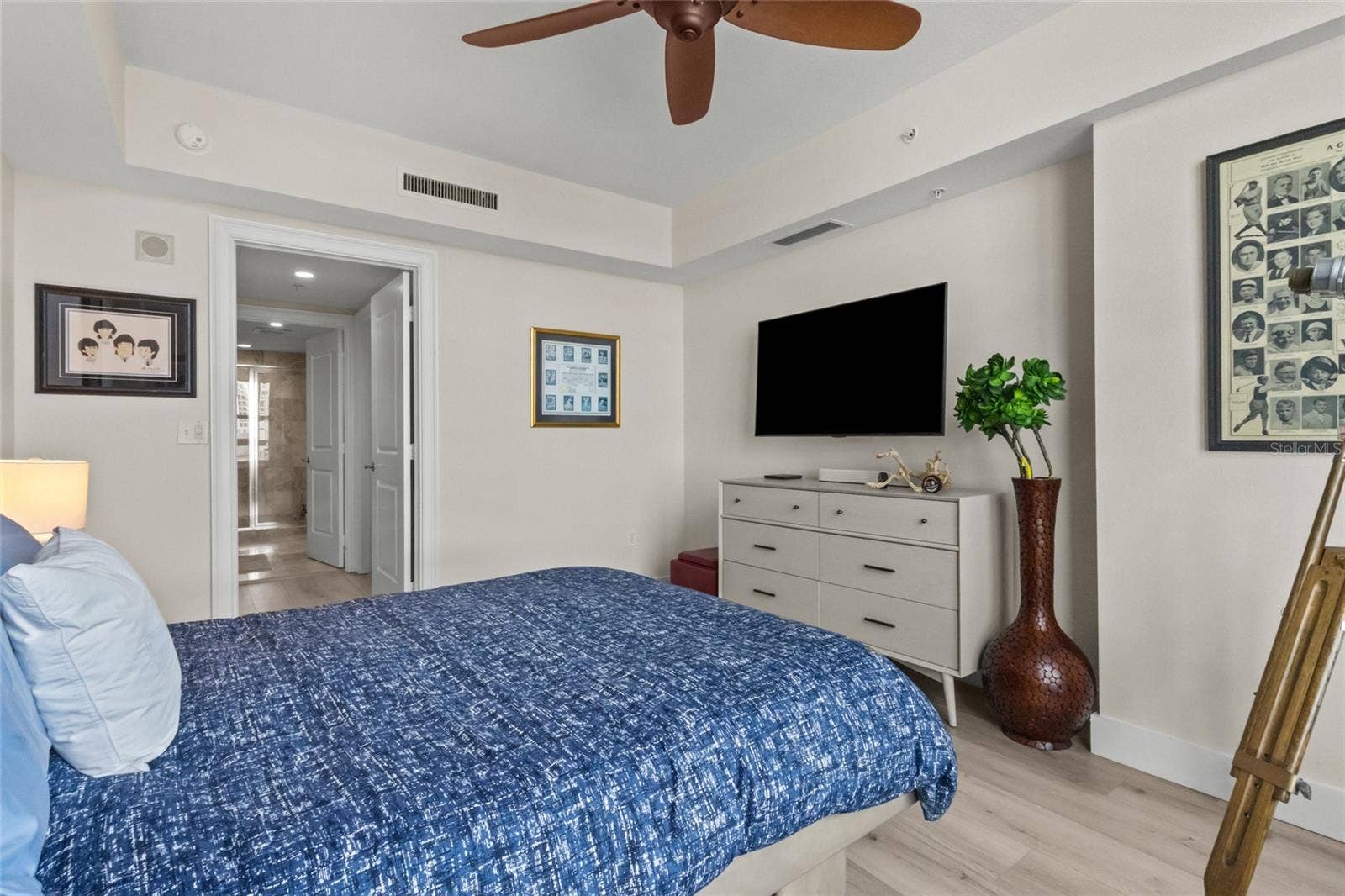 1350 MAIN STREET, #704, Sarasota, FL 34236 1350 MAIN STREET, #704, Sarasota, FL 34236