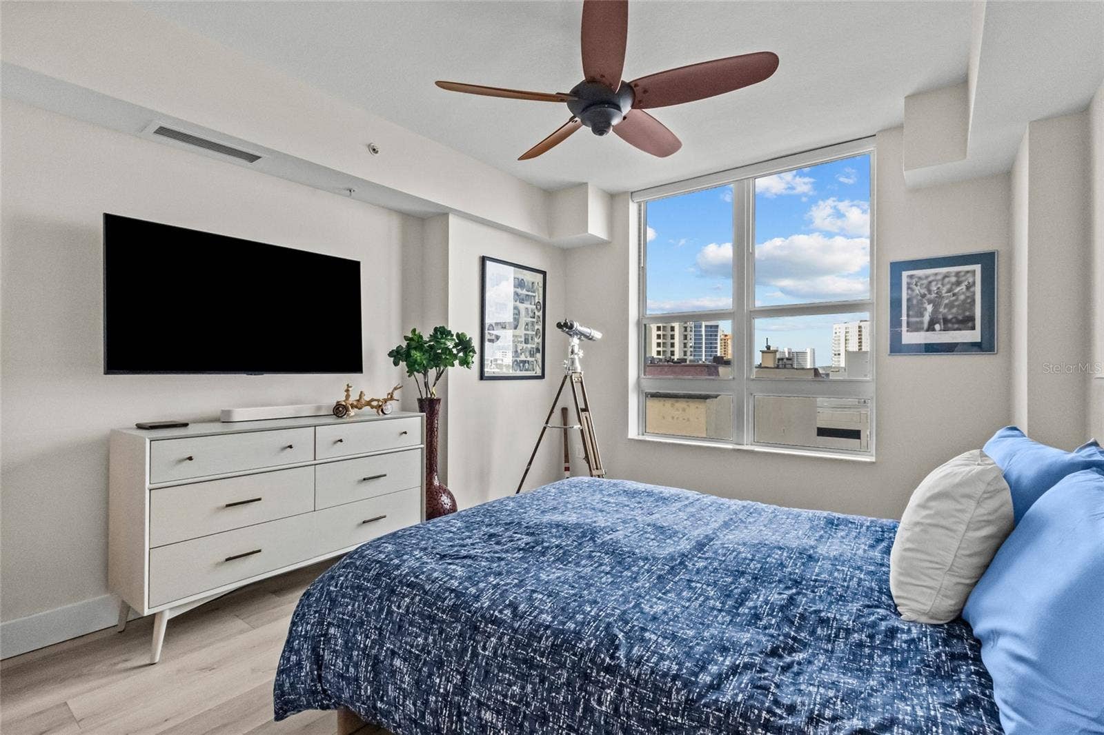 1350 MAIN STREET, #704, Sarasota, FL 34236 1350 MAIN STREET, #704, Sarasota, FL 34236