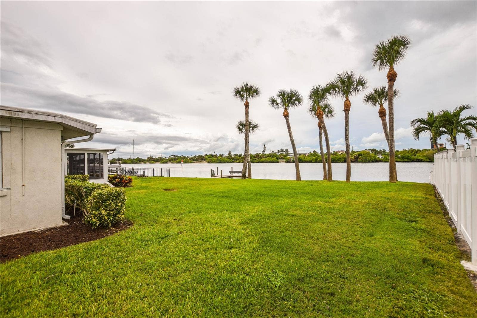 321 BAYSHORE ROAD, Nokomis, FL 34275 321 BAYSHORE ROAD, Nokomis, FL 34275