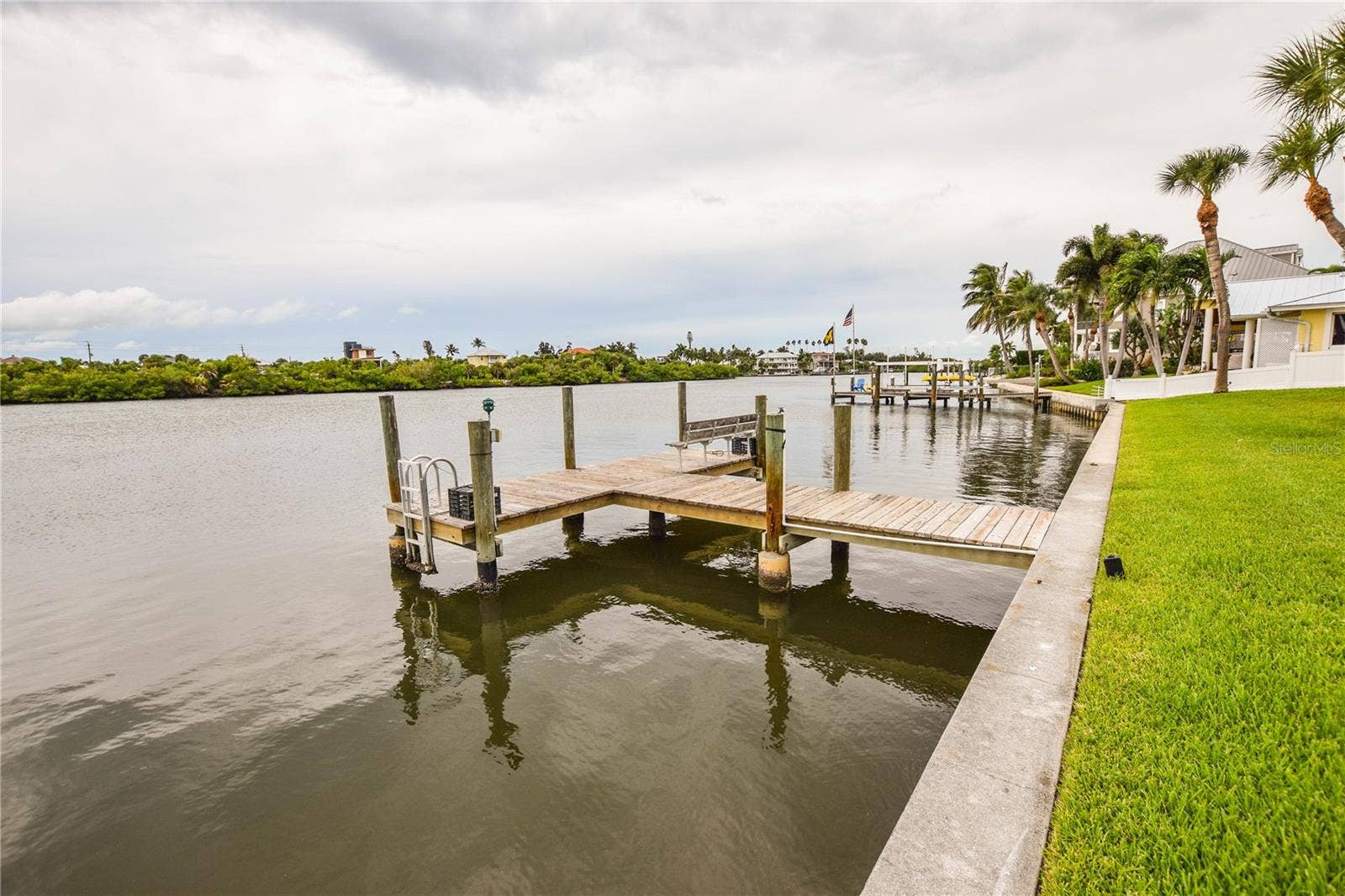 321 BAYSHORE ROAD, Nokomis, FL 34275 321 BAYSHORE ROAD, Nokomis, FL 34275